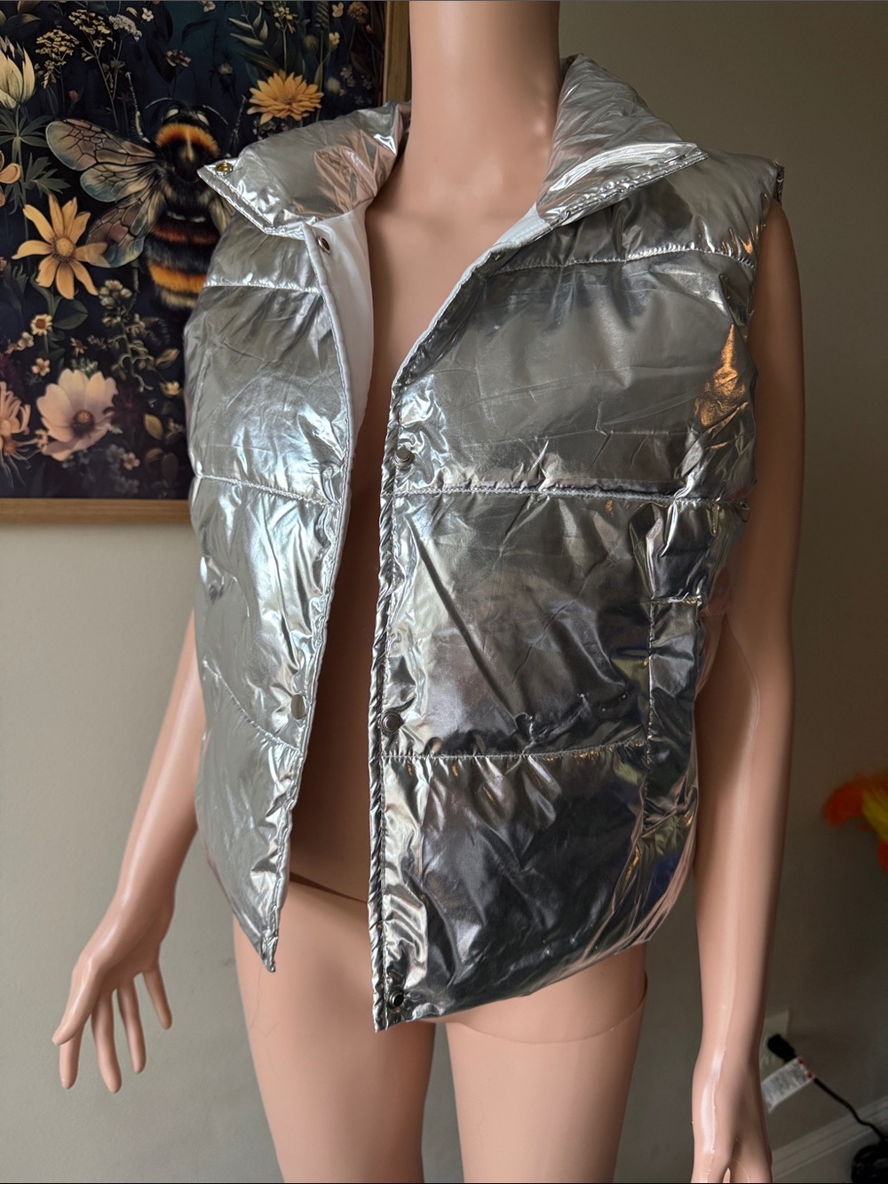 Women’s Metallic Silver Puffer Vest - Sleek Sleeveless Layer